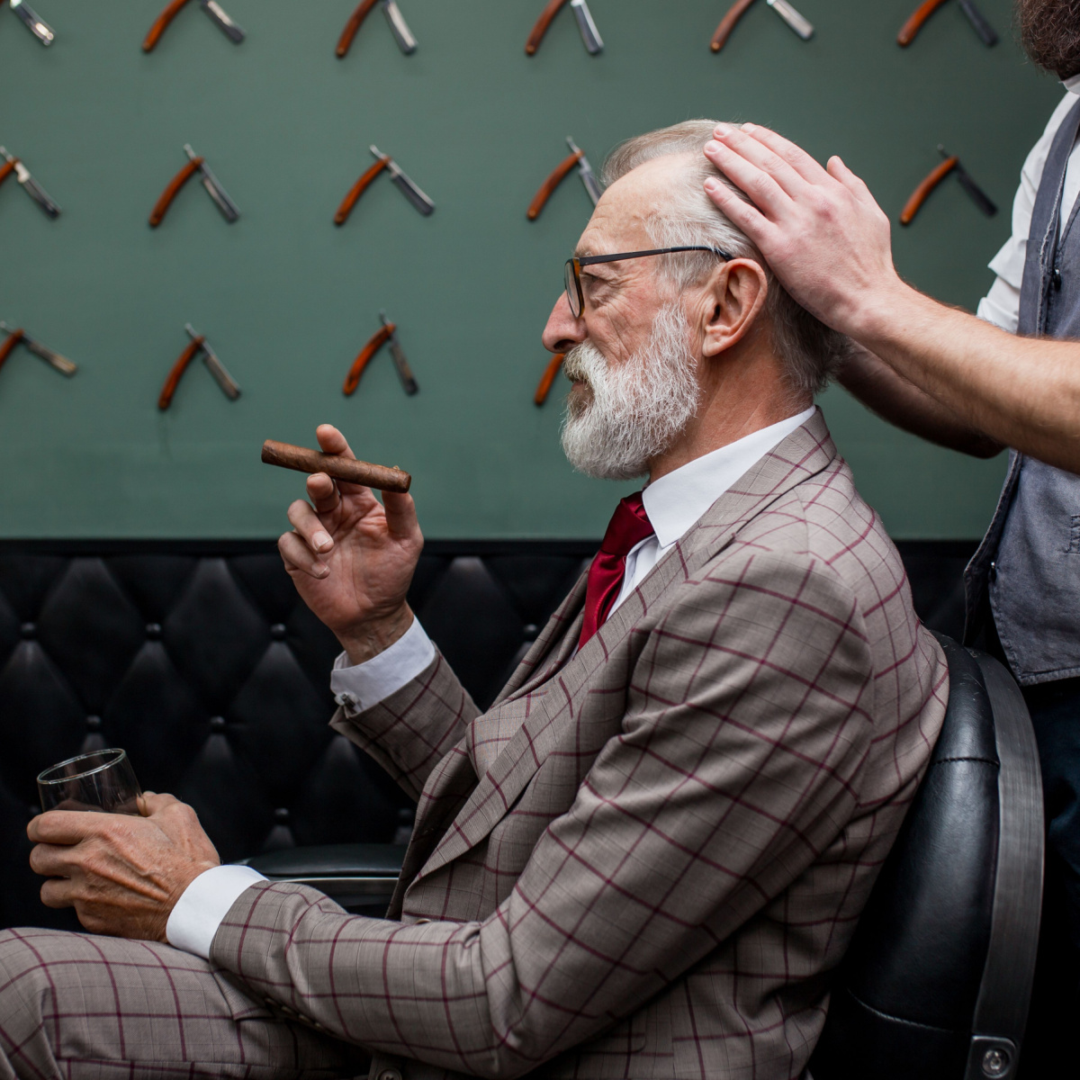 Your proper Houston hair cut should also account for your age and lifestyle.