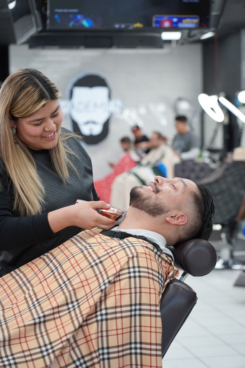 Made-Men-Barbershop_houston-hair-cut-gallery-168