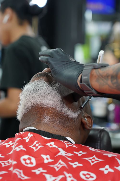 Made-Men-Barbershop_houston-hair-cut-gallery-098