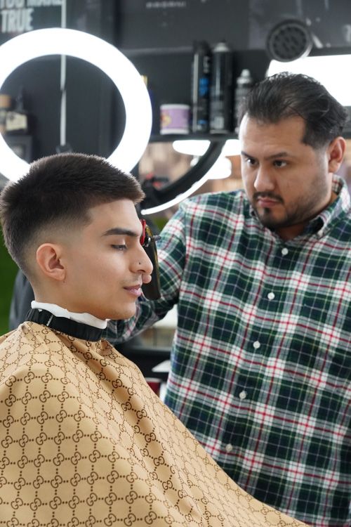 Made-Men-Barbershop_houston-hair-cut-gallery-056