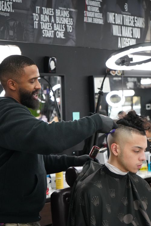 Made-Men-Barbershop_houston-hair-cut-gallery-037