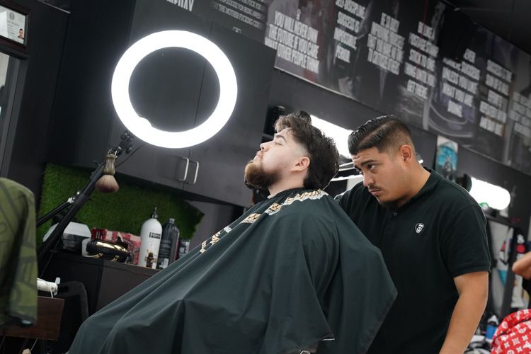 Made-Men-Barbershop_houston-hair-cut-gallery-118