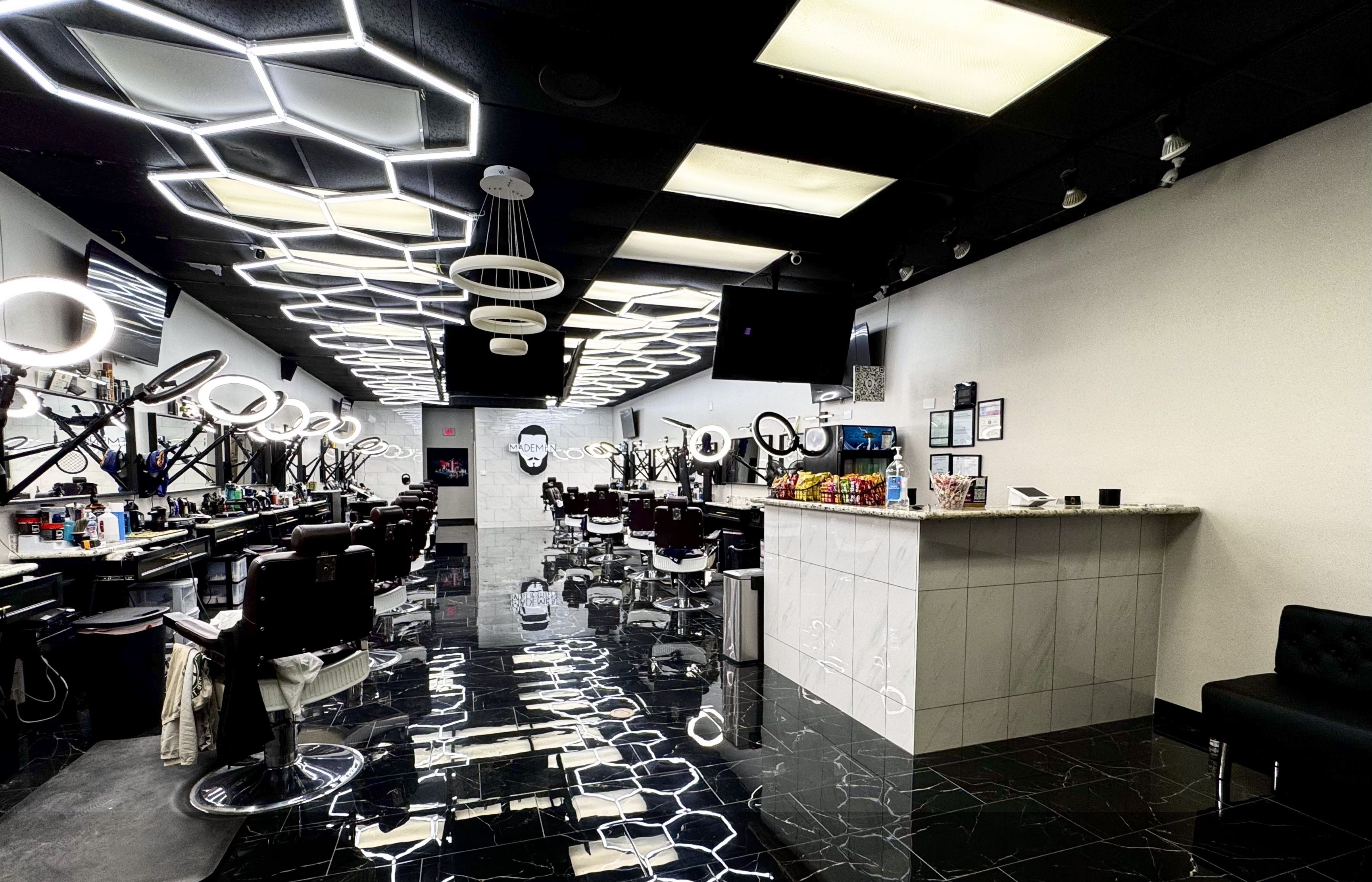 Made-Men-Studio-Barbershop-15