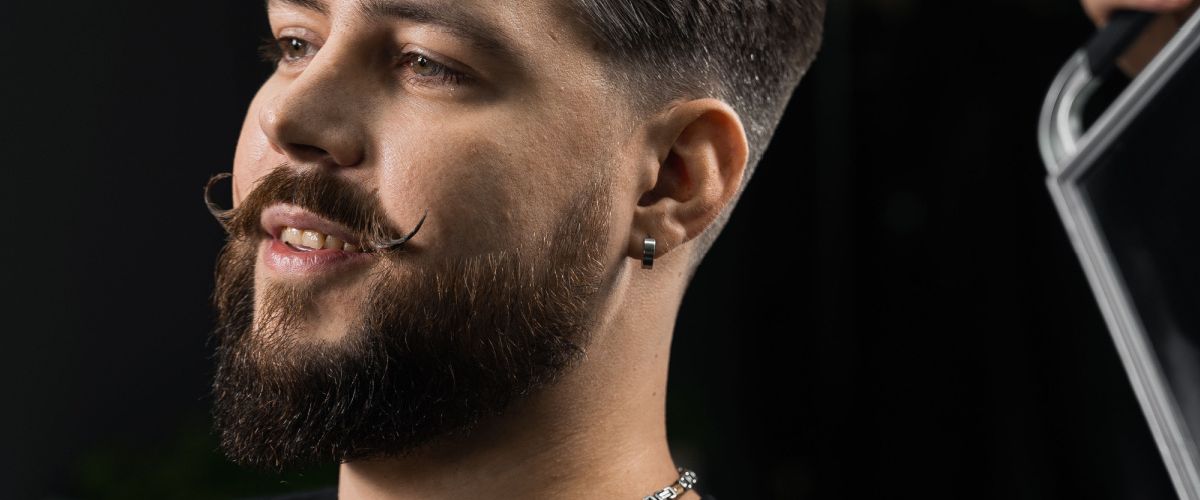 Keep your hair cut fresh in between visits to your Houston barber.