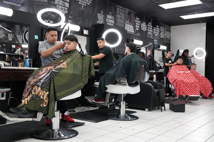 Made-Men-Barbershop_houston-hair-cut-gallery-116