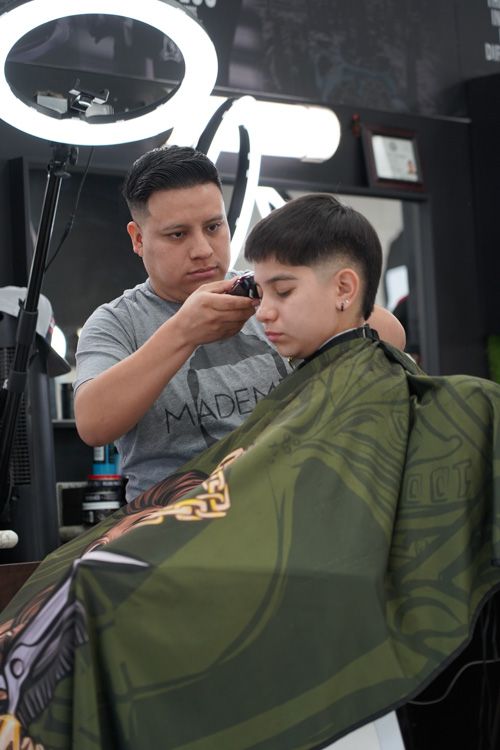 Made-Men-Barbershop_houston-hair-cut-gallery-106