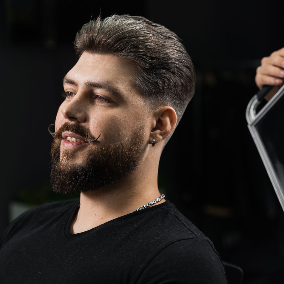 Keep your hair cut fresh in between visits to your Houston barber.